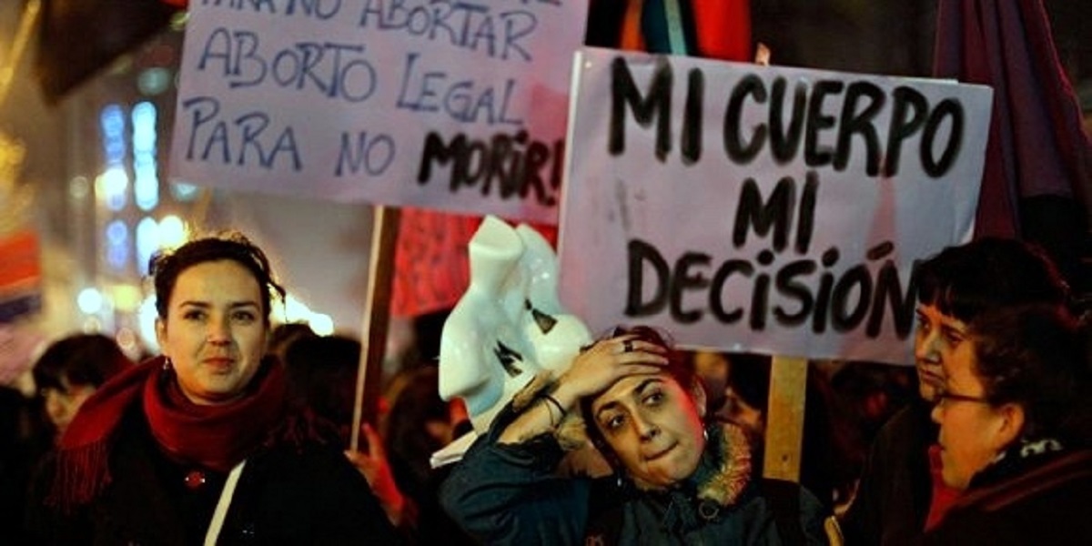 Il Cile di Michelle Bachelet e l’aborto vietato da Pinochet