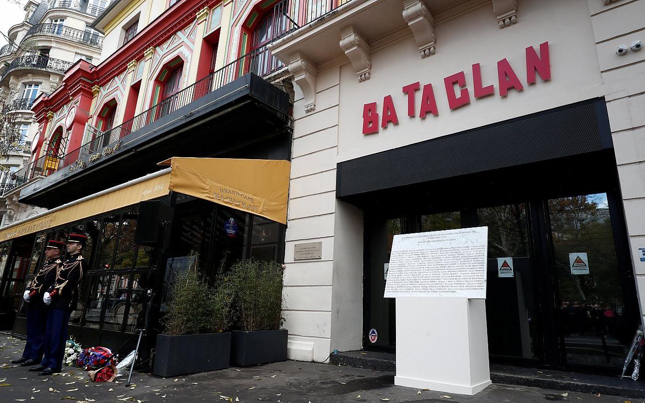 Bataclan, l’«11 settembre d’Europa»: a Parigi si apre il processo, attorno si perde la memoria