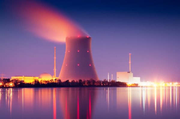 Gas e nucleare per l’Ue diventano ‘verdi’. Italia, l’atomo a tradimento