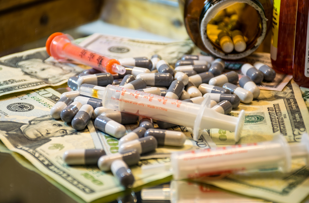 Medicinali salva vita: contro ‘Big Pharma’ persino l’America